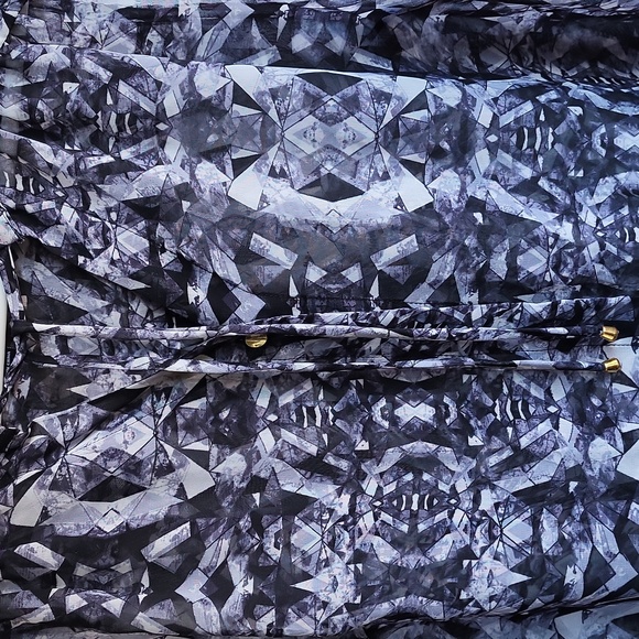 Airy Boho print, chiffon-like blouse, top, size Medium - Picture 2 of 3